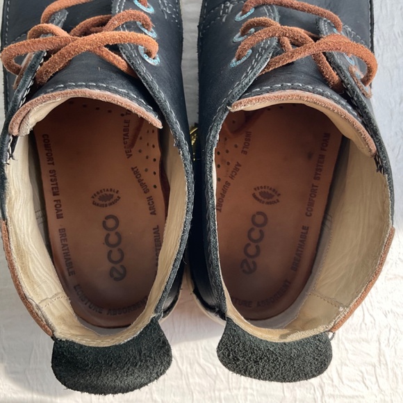 ECCO Women’s Chase Il Bootie Navy Blue Leather Size 37 - Picture 4 of 16